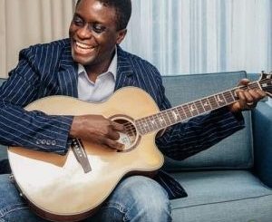 Chris Delvan Gwamna - I Will Sing of the Mercies C (Live)